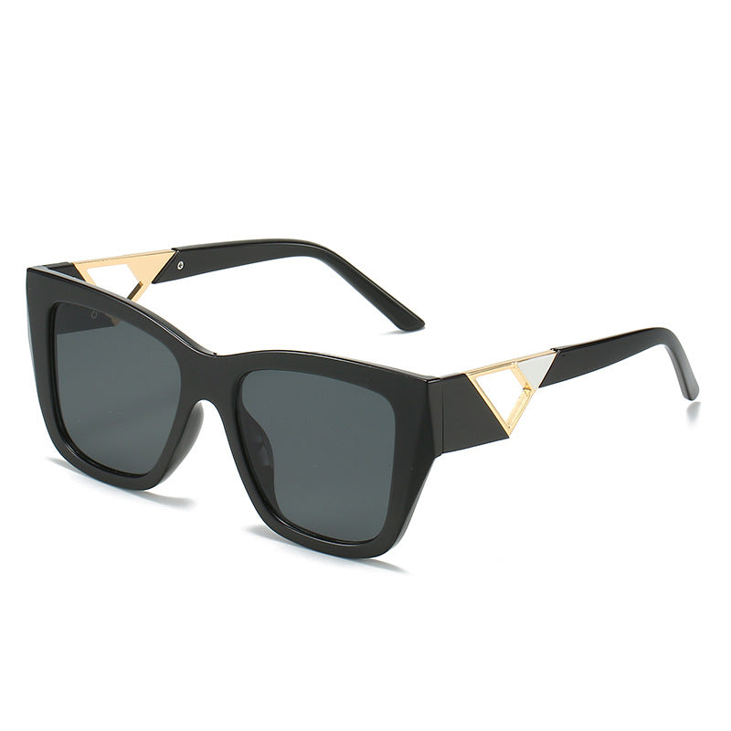 Dame Oversized Solbriller med moderne geometrisk design og elegant metallaccent Luvikno