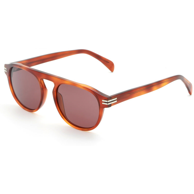 Dame moteriktig solbrille med smal ramme og stilige detaljer Luvikno