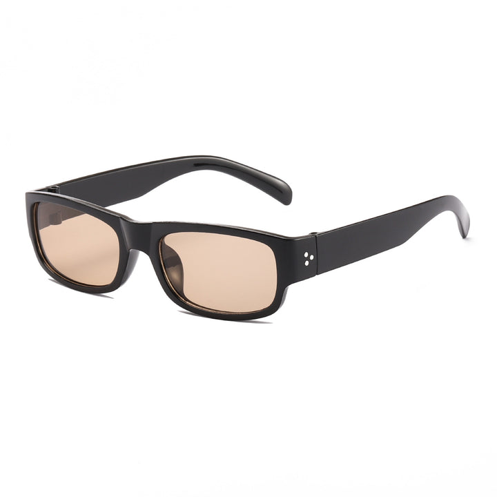 Dame elegant solbrille med moderne ramme Luvikno