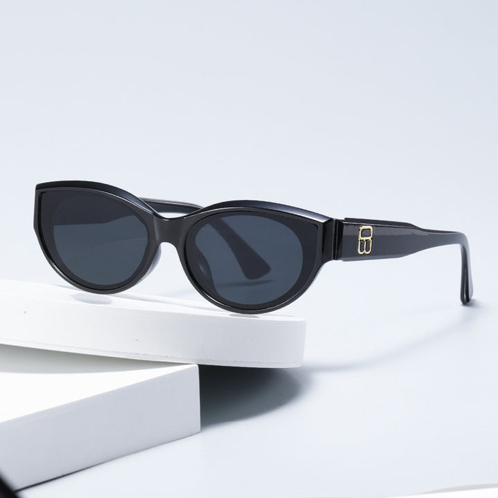 Dame trendy Cat-Eye solbriller med luksuriøs design Luvikno
