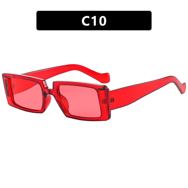 Dame moteriktig solbrille i attraktiv geometrisk design Luvikno