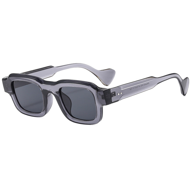 Dame trendy firkantet solbrille med ergonomisk design Luvikno