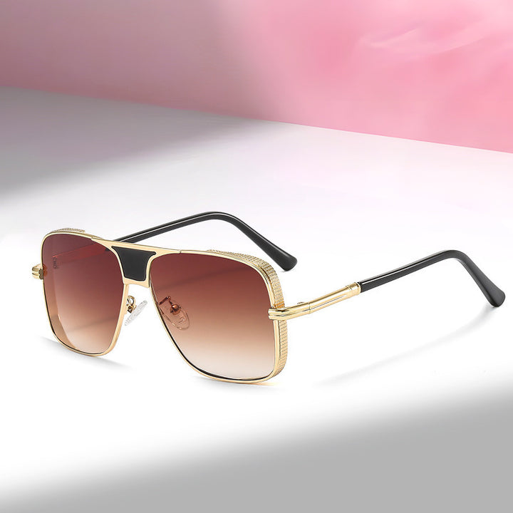 Dame elegant solbrille med moderne oversized ramme Luvikno