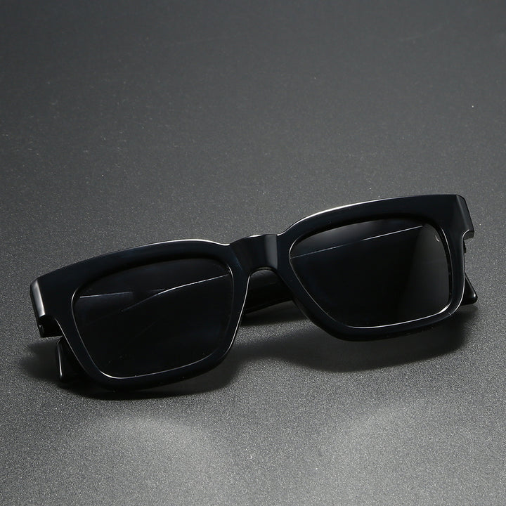 Dame kvadratisk solbrille med markant skilpaddemønster Luvikno