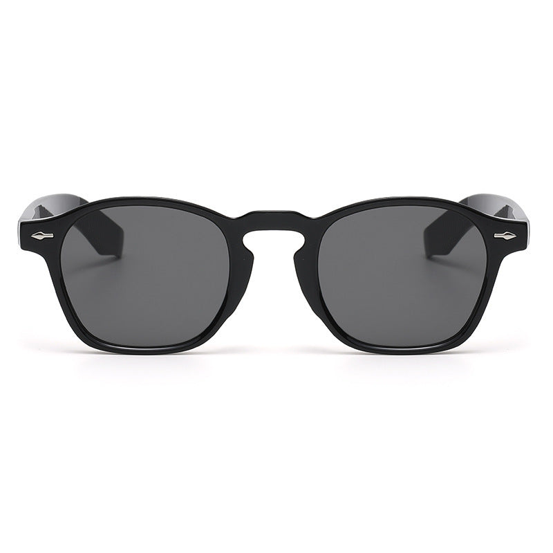 Dame rebellisk retro-inspirert solbrille Luvikno