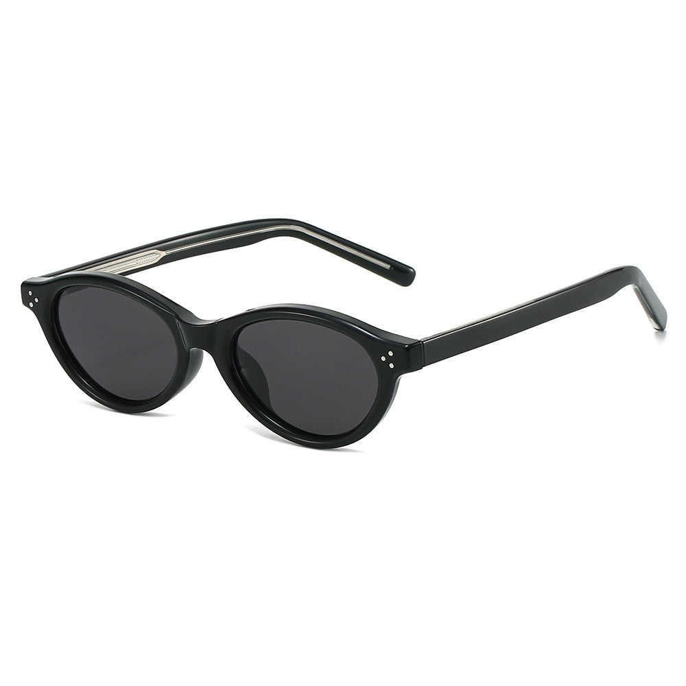Dame Cat-Eye solbriller med elegant, transparent ramme og UV400-beskyttelse Luvikno