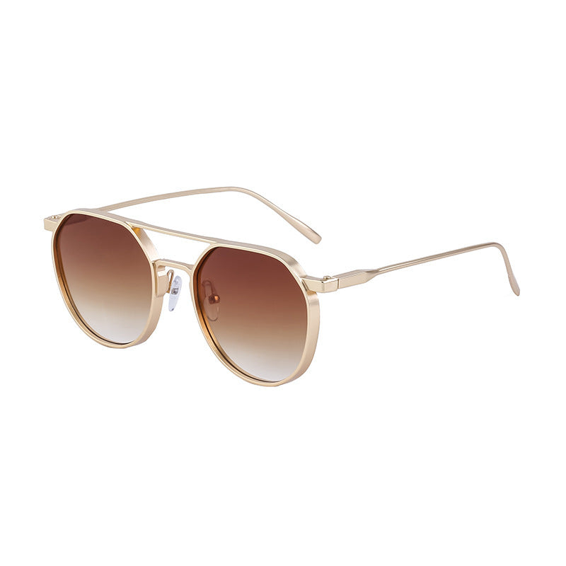 Dame moterik solbrille i stilfullt rundt design Luvikno