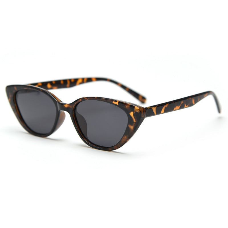 Dame Cat-Eye solbrille med moderne, elegant design Luvikno