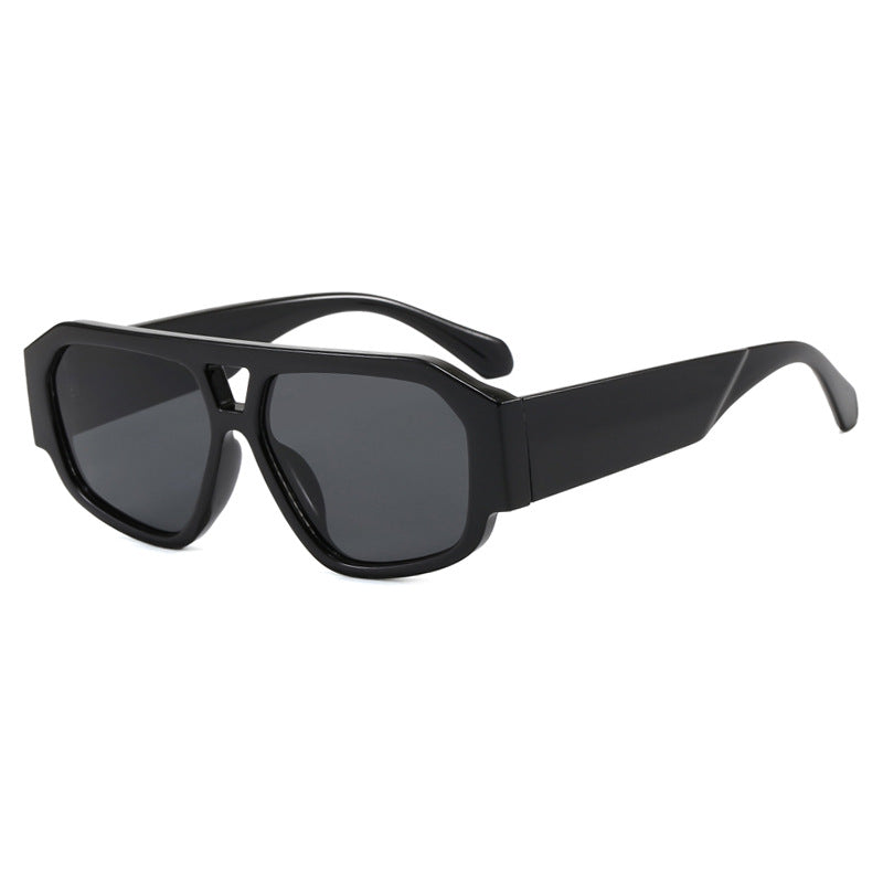 Dame solbrille med iøynefallende oktagon-design og UV-beskyttelse Luvikno