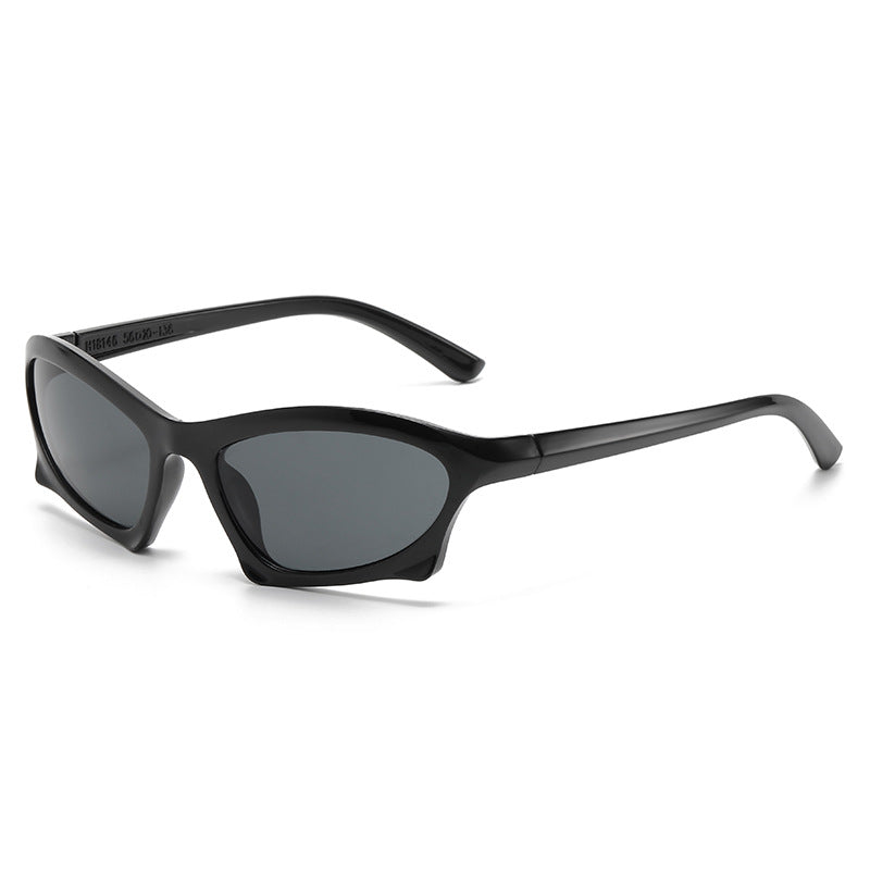 Dame moteriktig solbrille med innovativ, ergonomisk ramme Luvikno