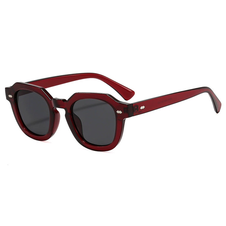 Dame solbrille i moderne design med polariserte linser Luvikno