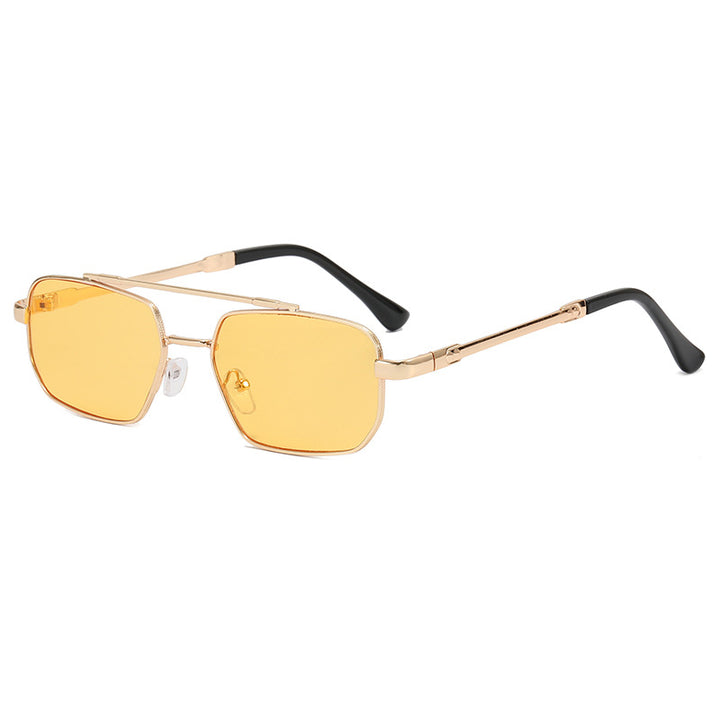 Dame moteriktig geometrisk brille med lett metallramme Luvikno