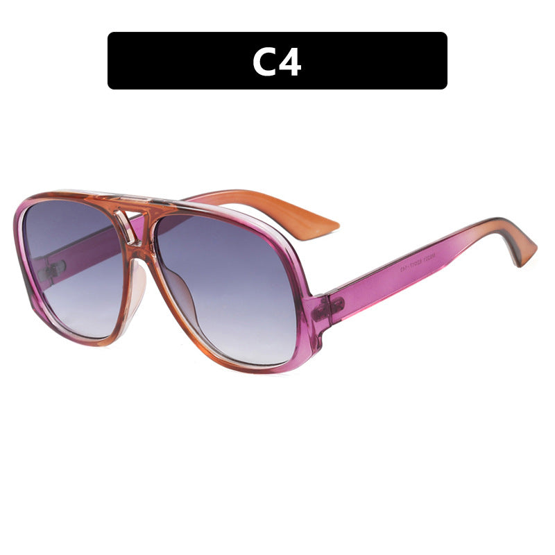 Dame moted sport-solbrille med robust ramme og UV-beskyttelse Luvikno