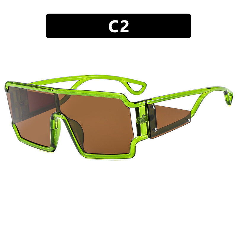 Dame moteriktig sports solbrille med futuristisk design Luvikno