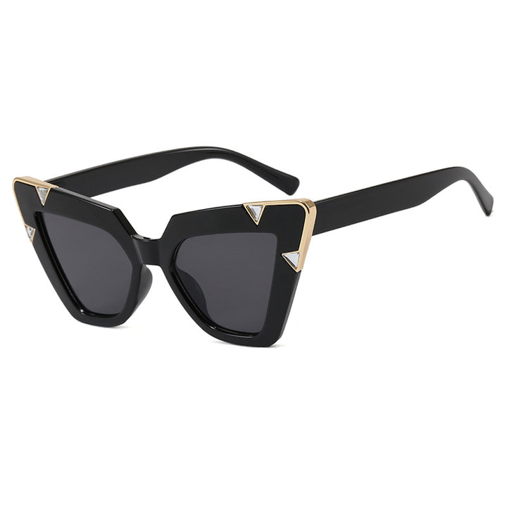 Dame Cat-Eye solbriller med luksuriøst motiv og beskyttende UV-filter Luvikno