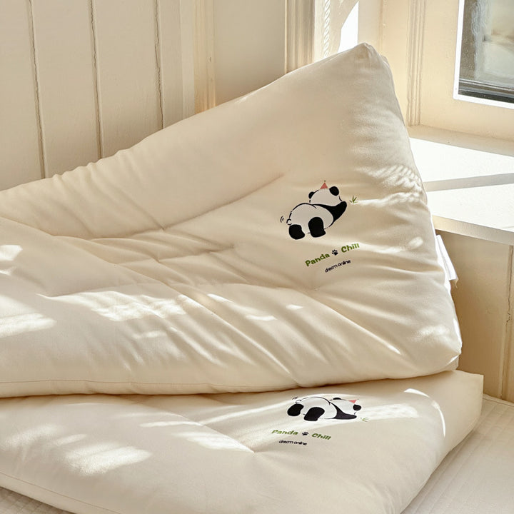 Damer Ergonomisk hodepute med lekent panda-motiv Luvikno