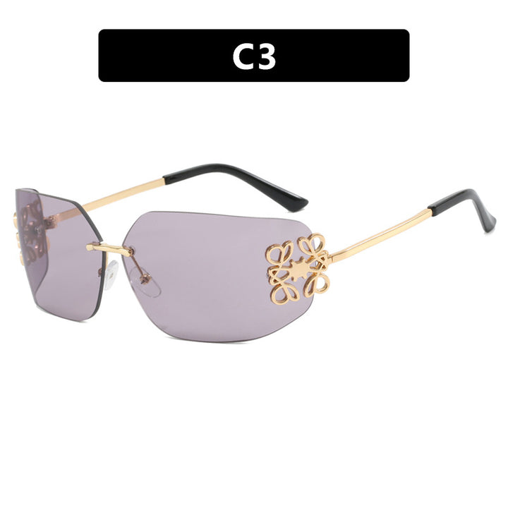 Damer ekstravagant utformet solbrille med elegante dekorasjoner Luvikno