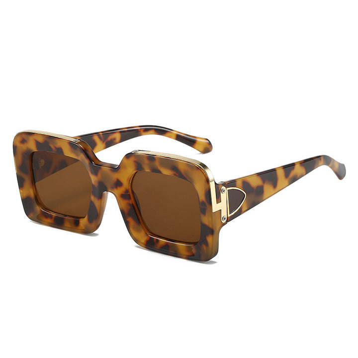 Dame kvadratisk solbrille med luksuriøs design og gyldne accenter Luvikno