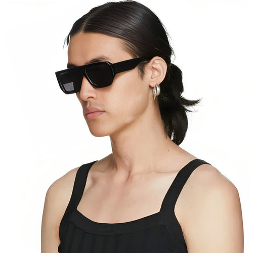 Dame moteriktig solbrille i iøynefallende geometrisk design Luvikno