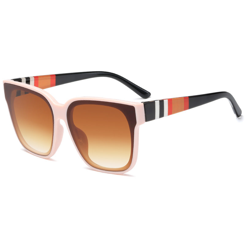 Dame moteriktig solbrille med markant oversized ramme og UV-beskyttelse Luvikno