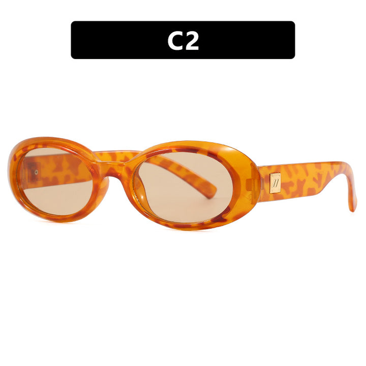 Dame eksklusiv solbrille i elegant ovalt design Luvikno