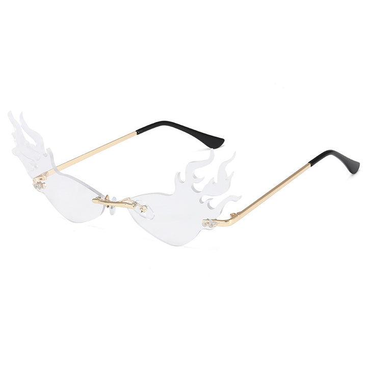 Dame moteriktig solbrille med flammeformet design Luvikno