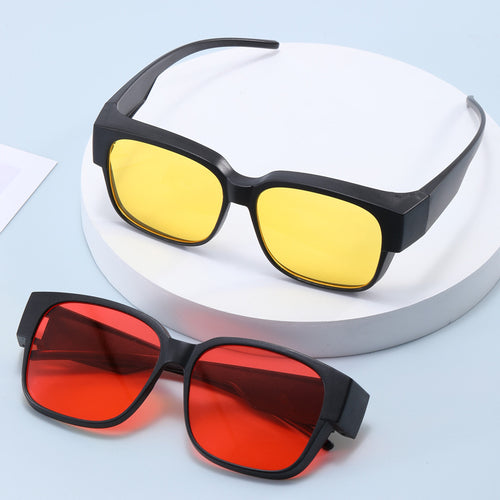 Dame moteriktig kvadratisk solbrille med ergonomisk design Luvikno