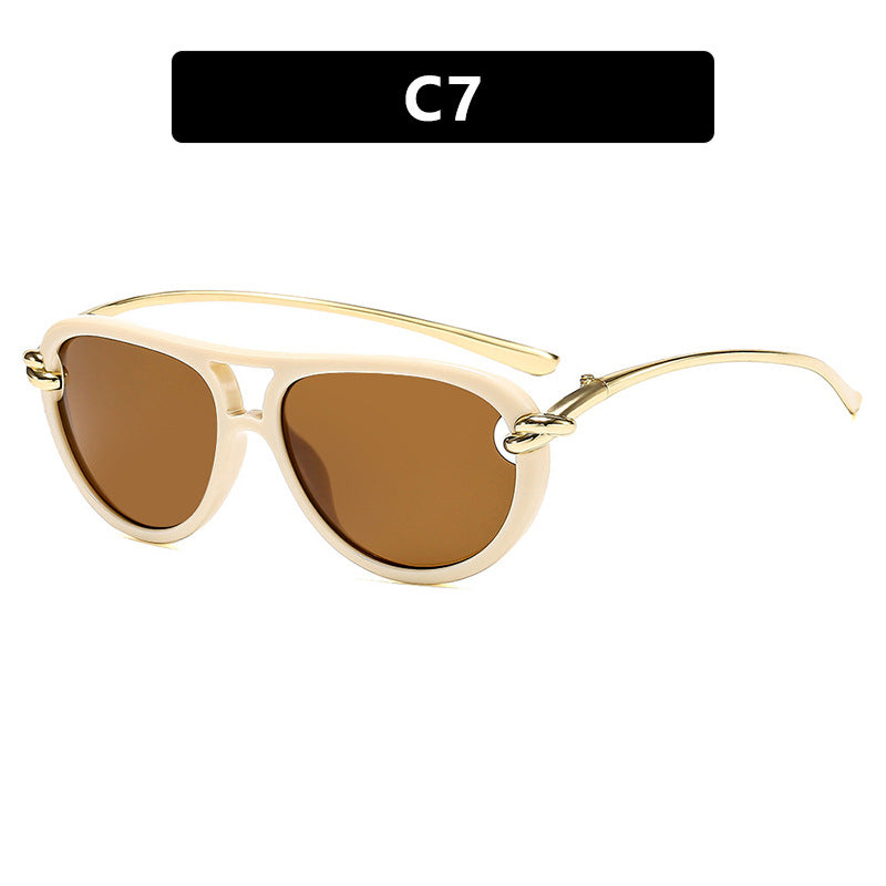 Dame Retro-solbrille med elegant ramme og polariserte linser Luvikno
