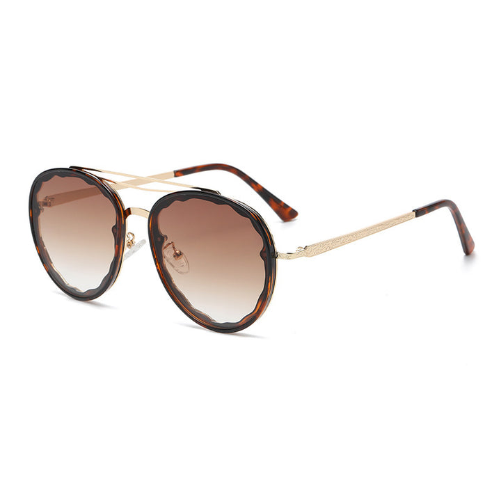 Dame Moderne utformede solbriller i elegant oversized stil Luvikno