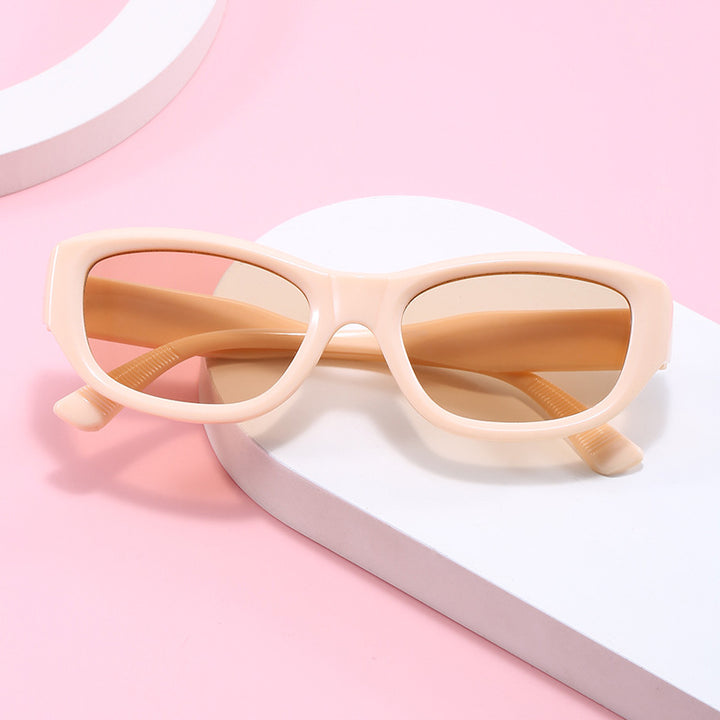 Dame moteriktig Cat-Eye solbrille med fleksibel ramme og UV-beskyttelse Luvikno