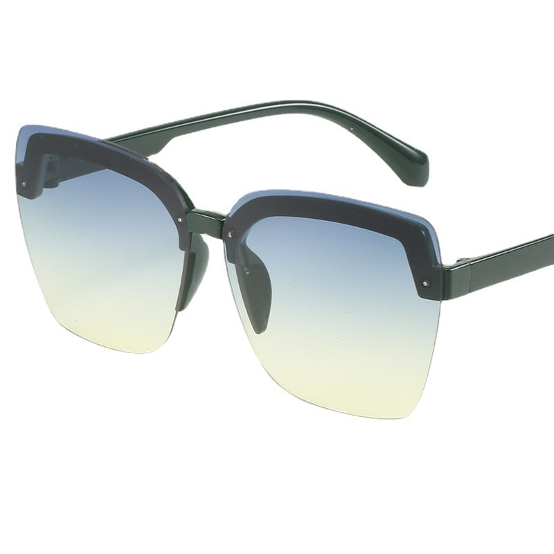 Dame moteriktig Shield-solbrille med moderne, kvadratisk design Luvikno