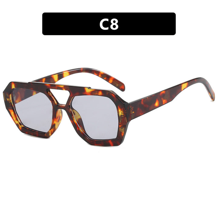 Dame oversized solbrille i markant, åttkantet design Luvikno