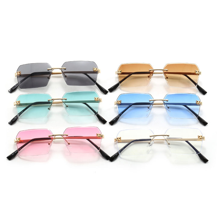 Damer moterik firkantet solbrille med elegant metallramme Luvikno
