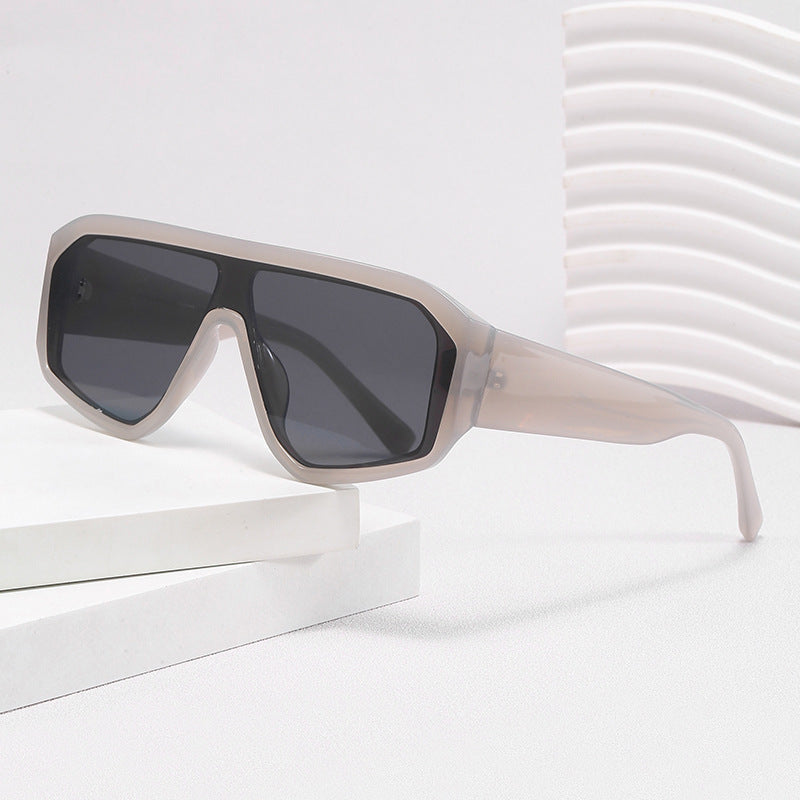 Dame Modiske Oversized-solbriller i futuristisk design Luvikno