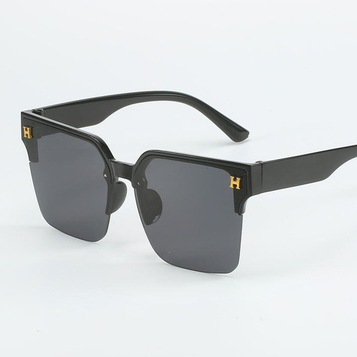 Dame kvadratisk solbrille med elegant metallramme Luvikno