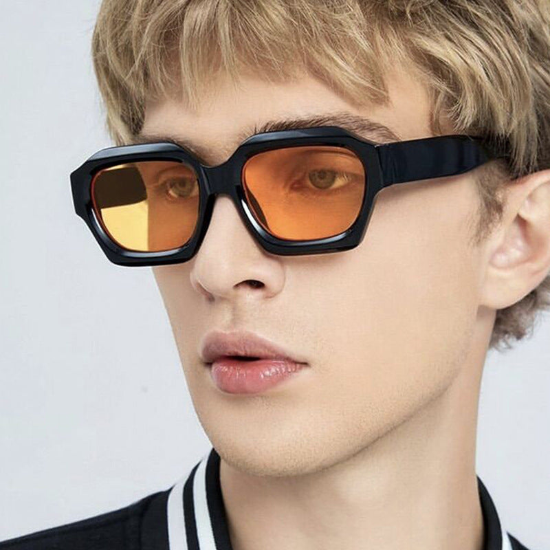Dame trendy geometrisk solbrille med unikt design Luvikno