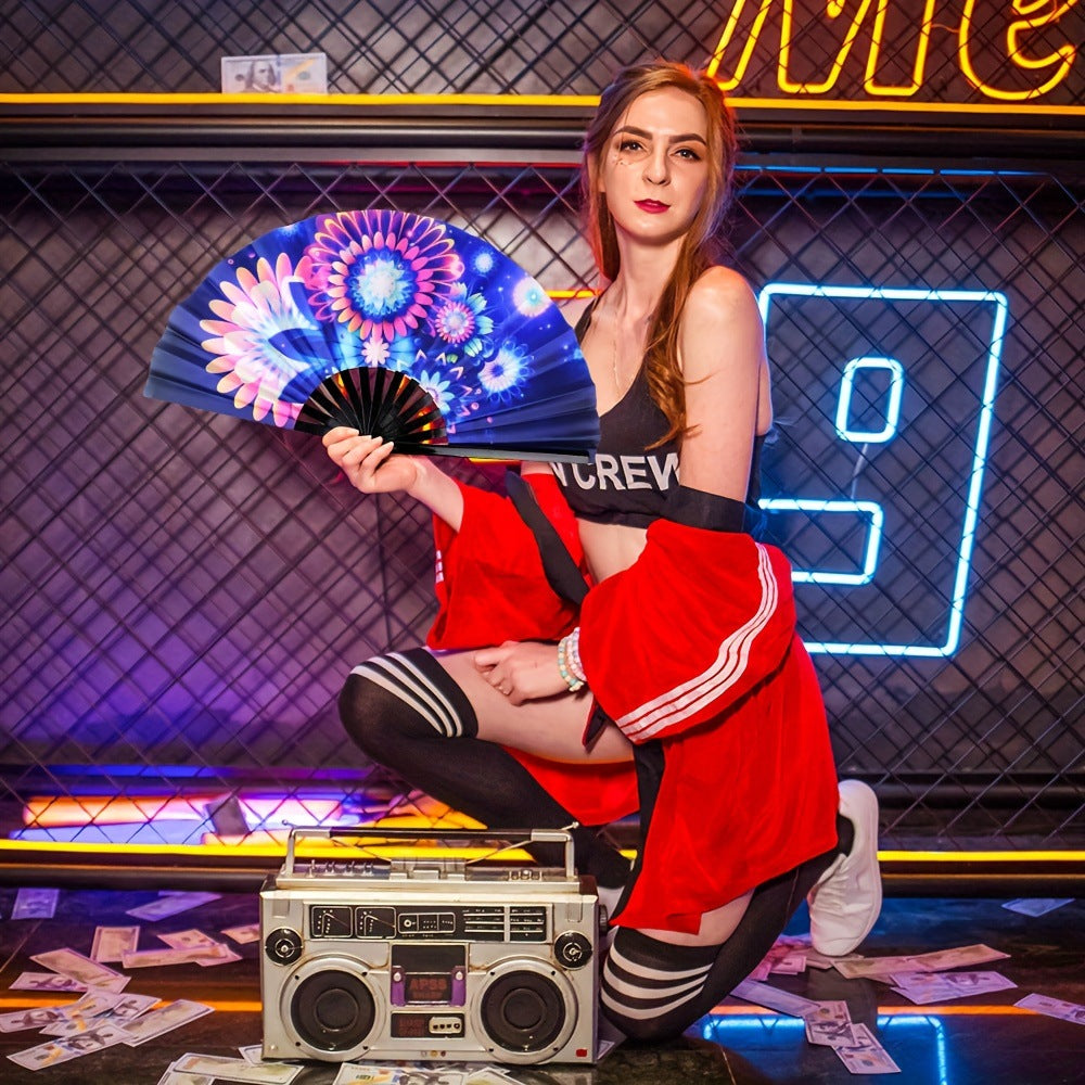 Dame vifte med fargerikt motiv Luvikno