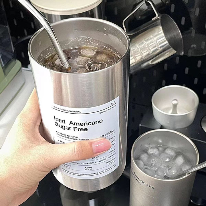 Dame isolerende drikkeflaske med kreativt design og integrert sugerør Luvikno