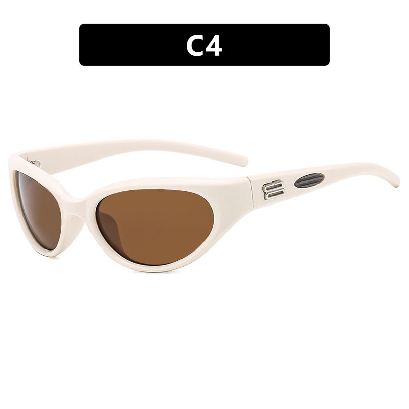 Damer ekstravagant solbrille med buet design Luvikno