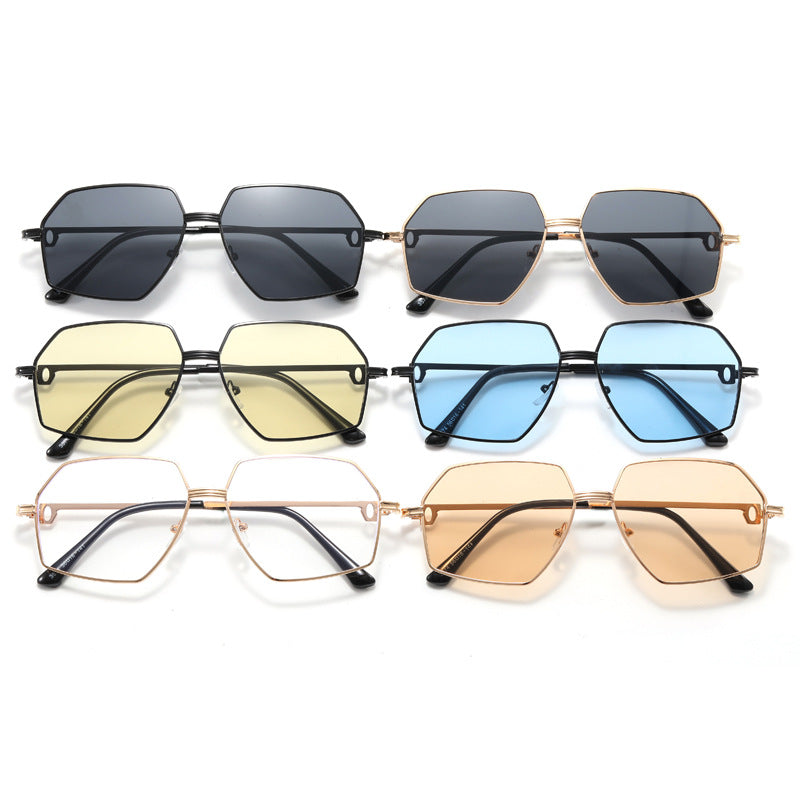 Dame Stilig geometrisk solbrille med edel metallramme Luvikno