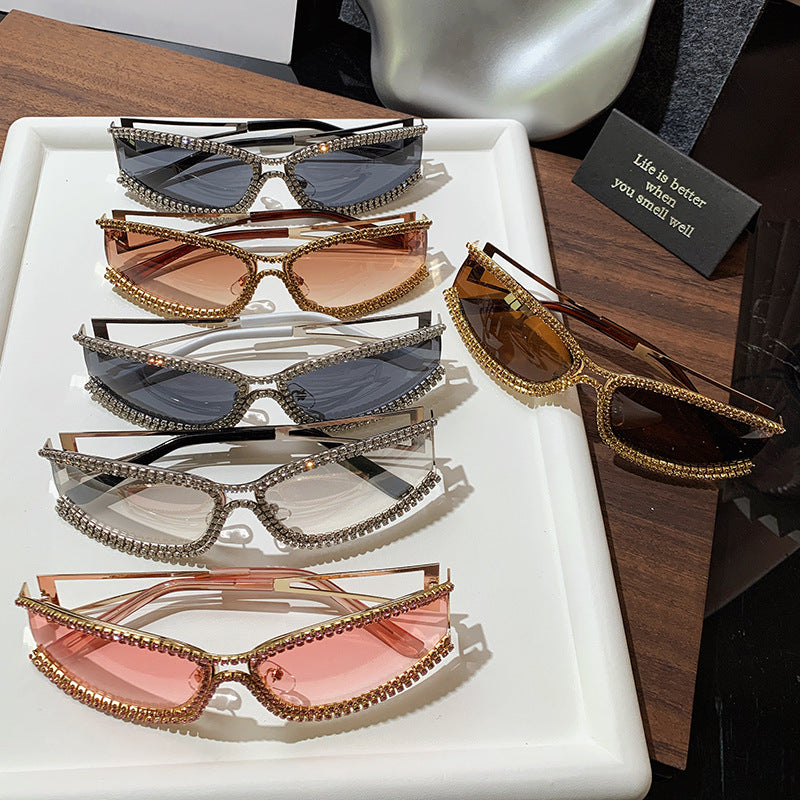 Dame Cat-Eye solbriller med glitrende krystallramme Luvikno