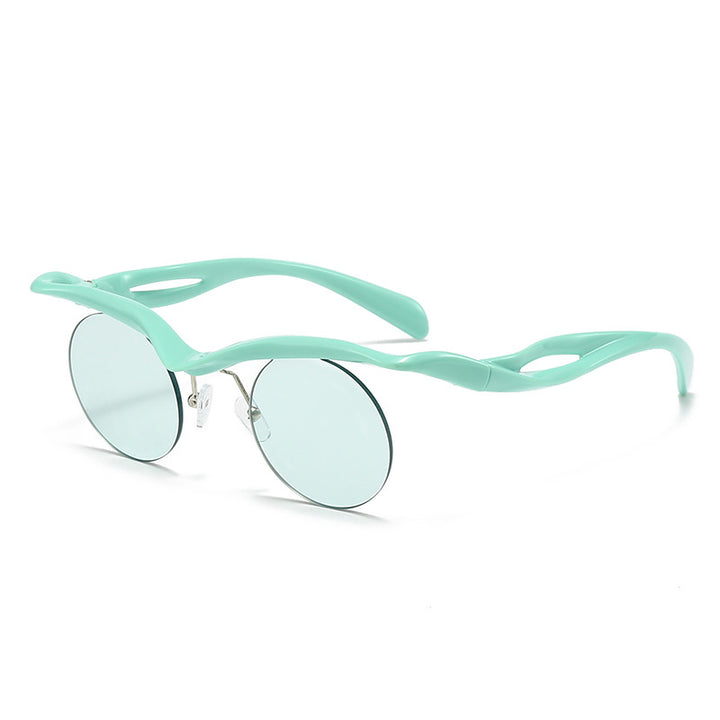 Dame moteriktig solbrille med innovativ ramme Luvikno
