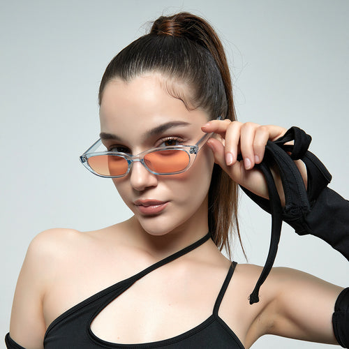 Dame moteriktig solbrille med unikt design og UV-beskyttelse Luvikno