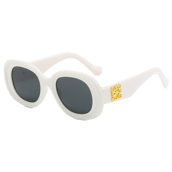 Dame moteriktig vintage-solbrille med spesielle dekorasjoner Luvikno