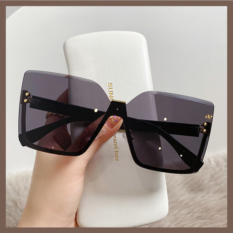 Dames oversized solbriller i moderne design med UV-beskyttelse Luvikno