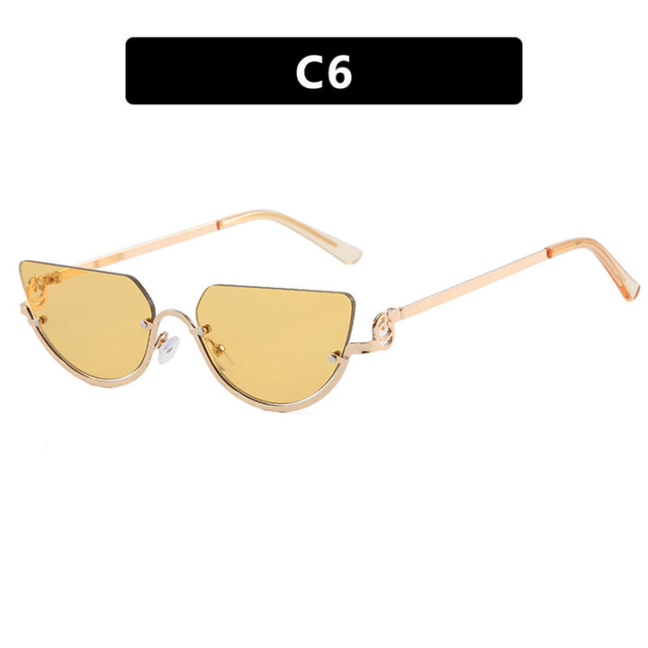 Dame Cat-Eye solbriller med gullfarget metallramme og UV-beskyttelse Luvikno