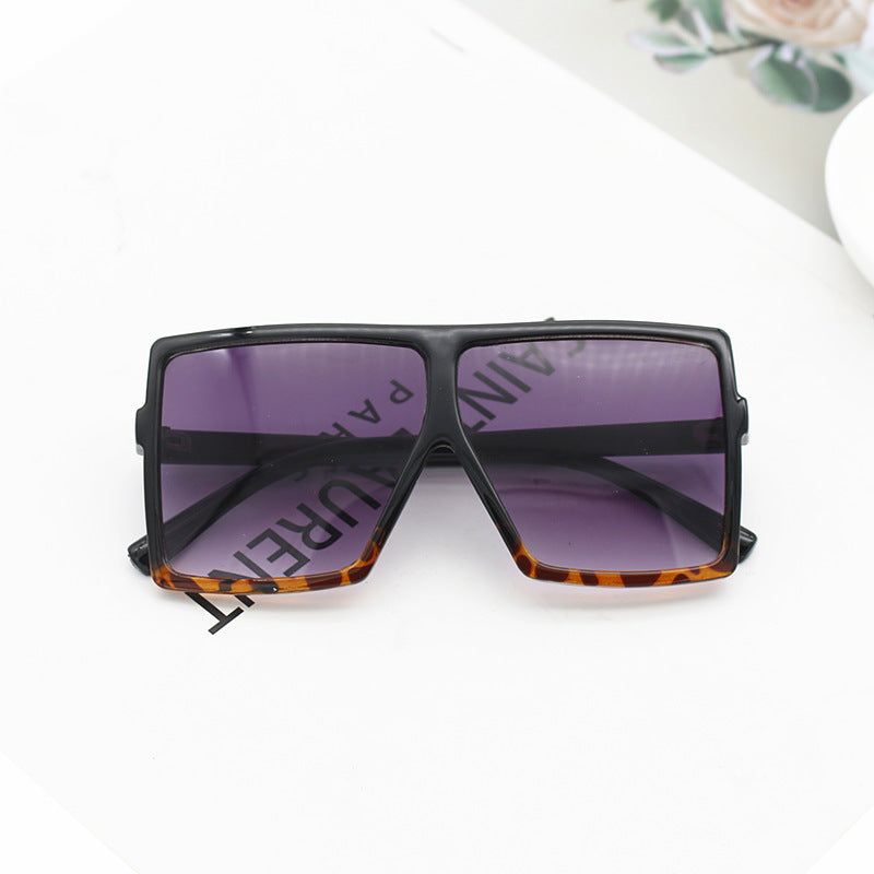 Dame oversized solbriller i trendy geometrisk design Luvikno