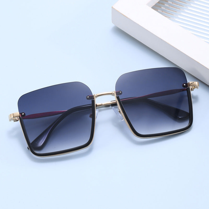 Dame oversized solbrille med elegant geometrisk ramme Luvikno