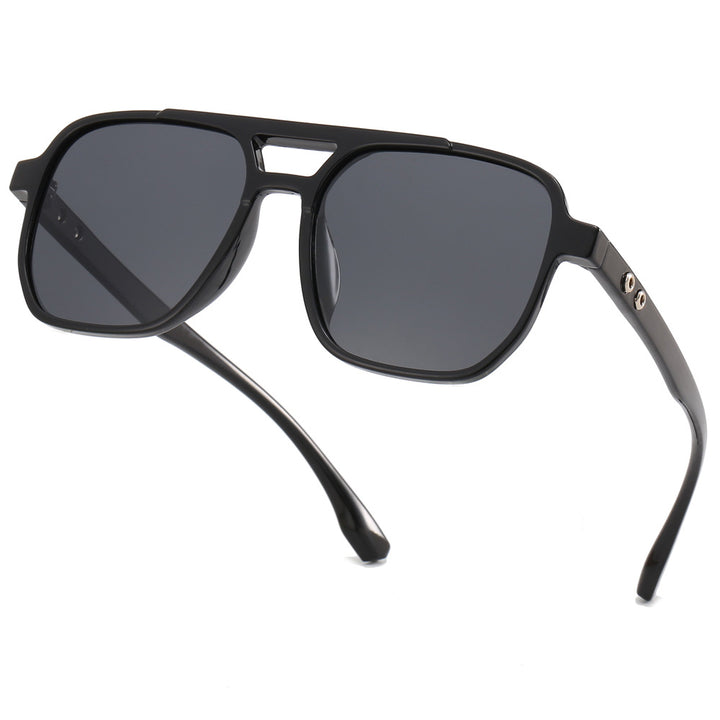 Dame moteriktig brille i robust sportdesign Luvikno