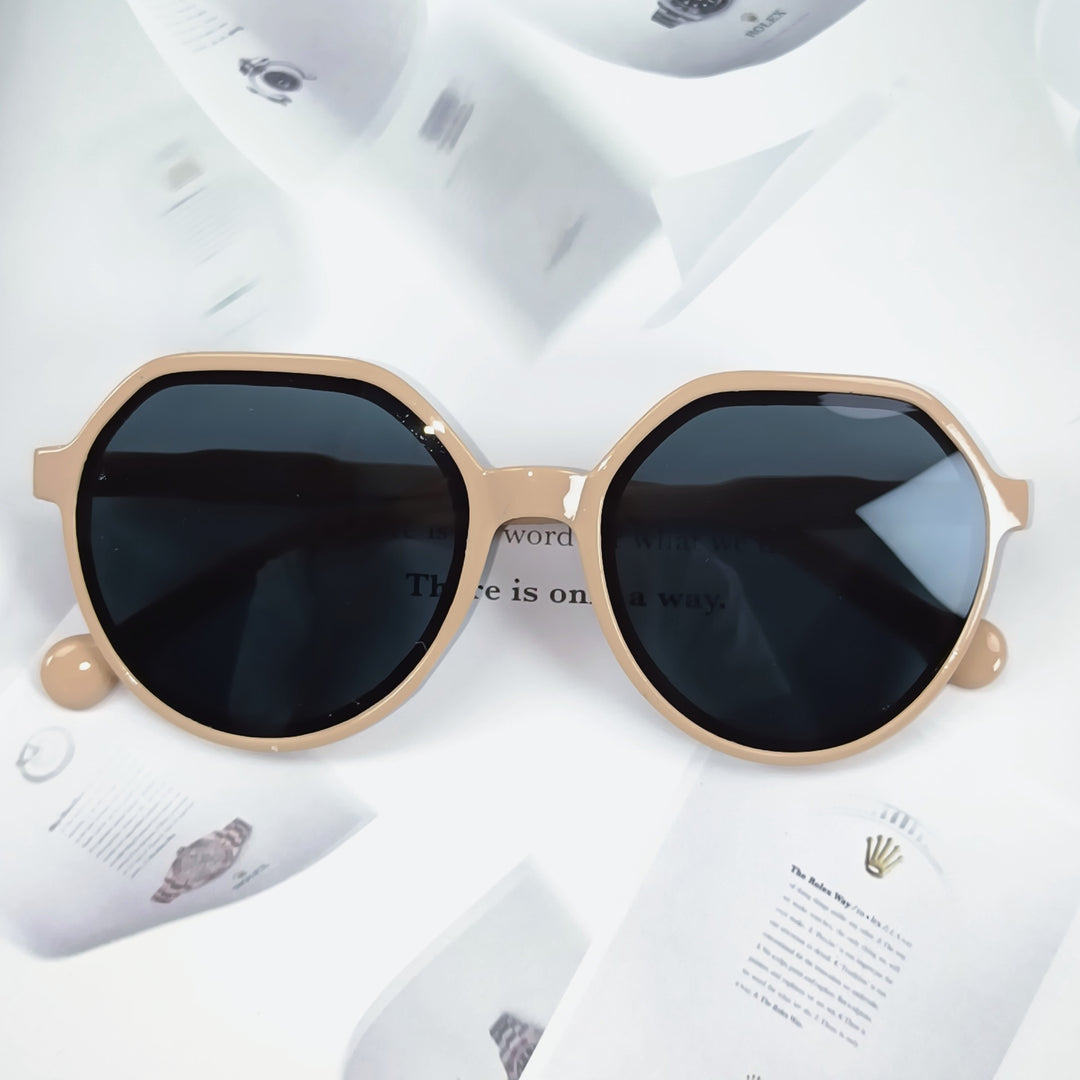 Dame Geometrisk solbrille med ekstravagant aksent Luvikno